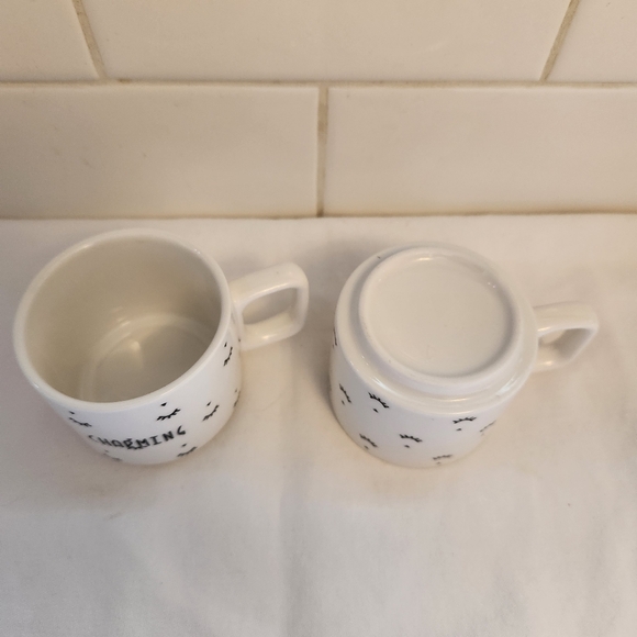 "Charming" Pair of Cappuccino Cups - Picture 3 of 3